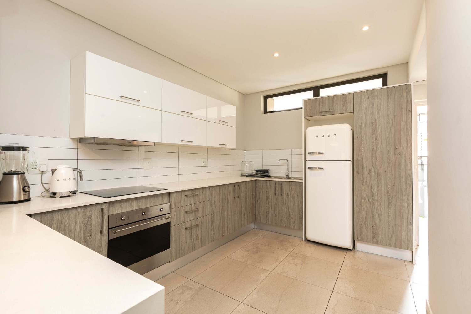 Luxury Apartment Rentals in Dunkeld, Johannesburg Bali Eva