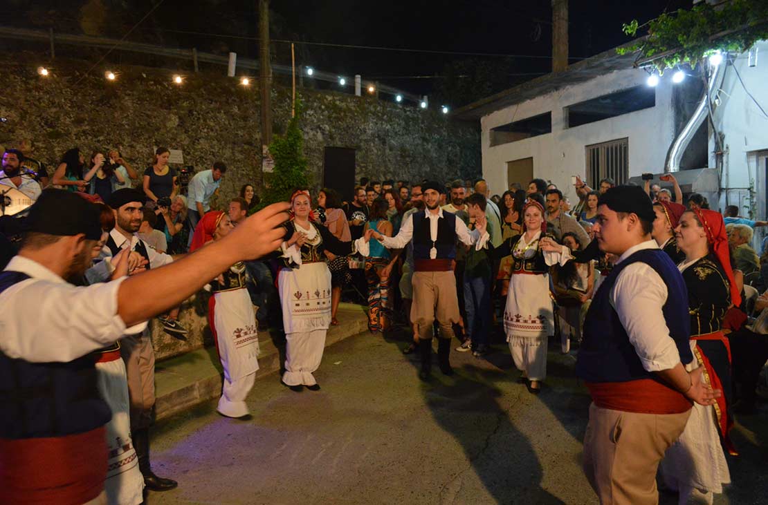 Yossi Tours Night tour in Crete