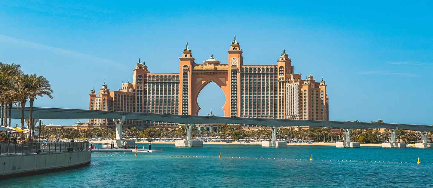 Palm Jumeirah Area Overview: Properties, Lifestyle & More | dubizzle