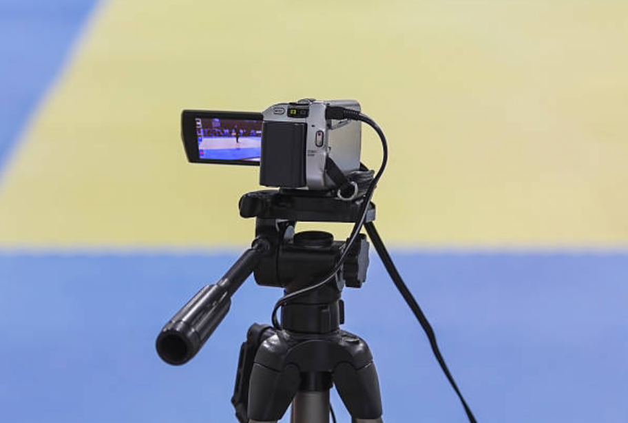 Analyzing Your Performance Using Video Analysis in Recreational Volleyball Javelin Sports