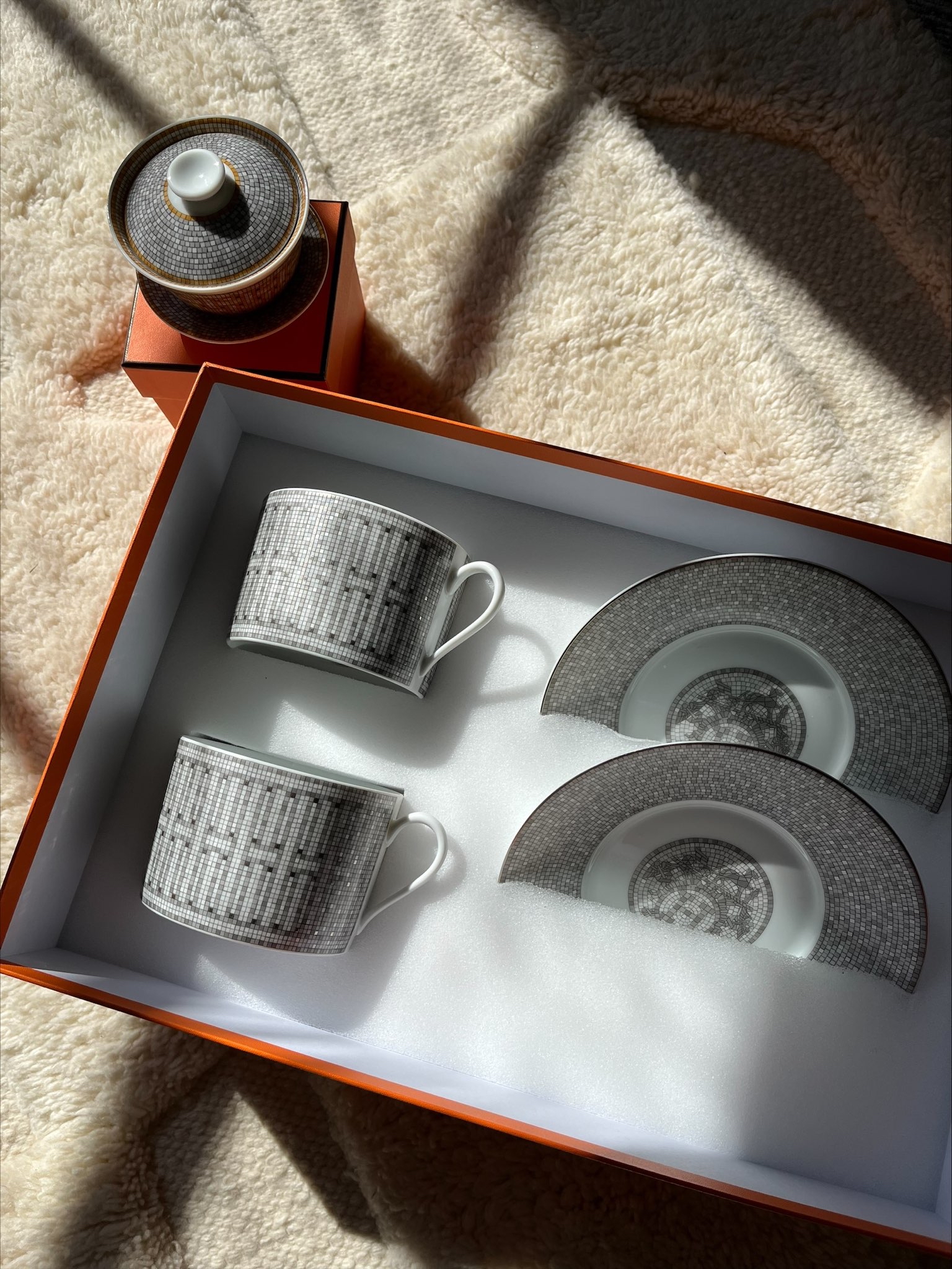 Limelight Nova | Hermes Pre-Owned | Hermes Tea Cup and Saucer