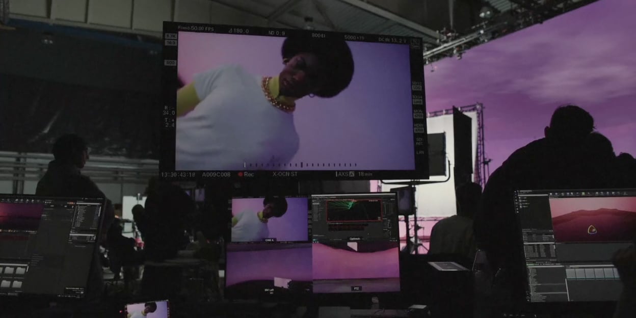 Brain bar monitors with technical graphics and production monitoring