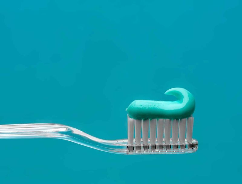 What Toothpaste Should I Use with Dental Implants? Stanley Dentistry