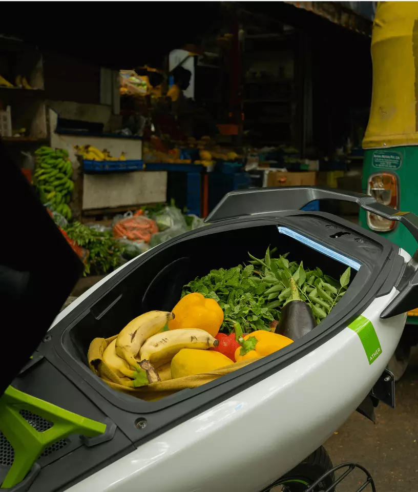 The Ather 450X fits in all essentials comfortably