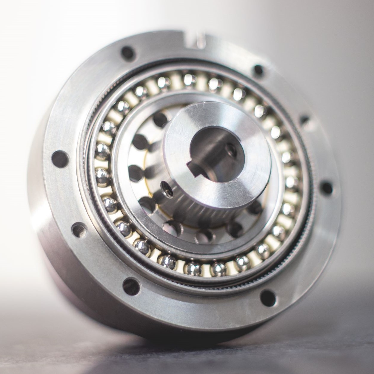 Mach Super Article What are Harmonic Drives and Just How Much Tooth