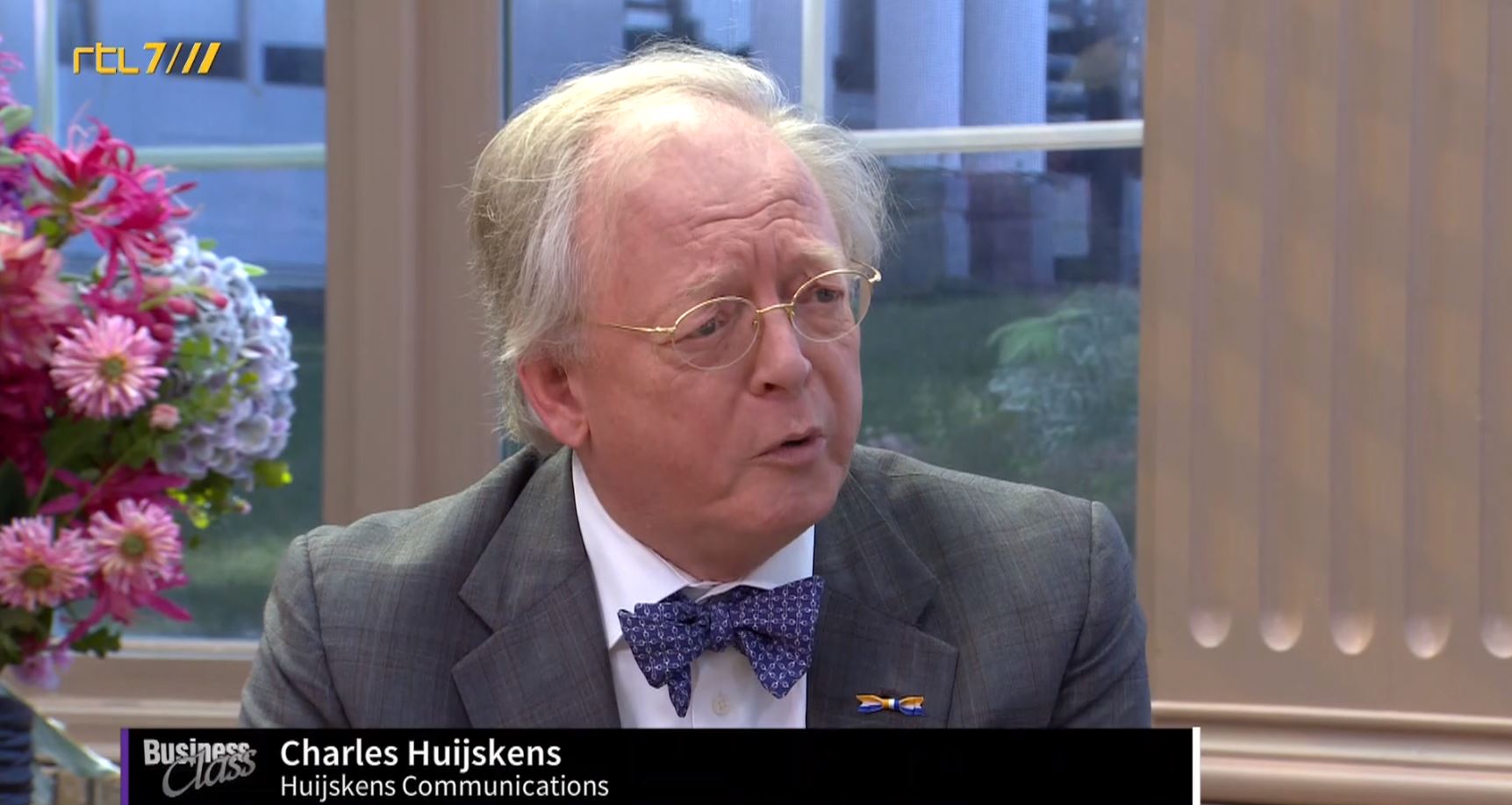Charles Huijskens schuift aan bij Harry Mens