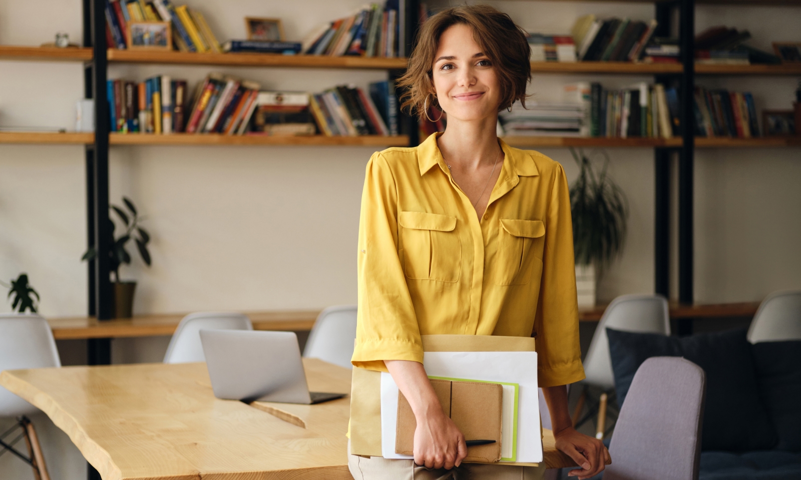How Much Do UX Designers Make? (2022 Salary Guide) | Untitled UI