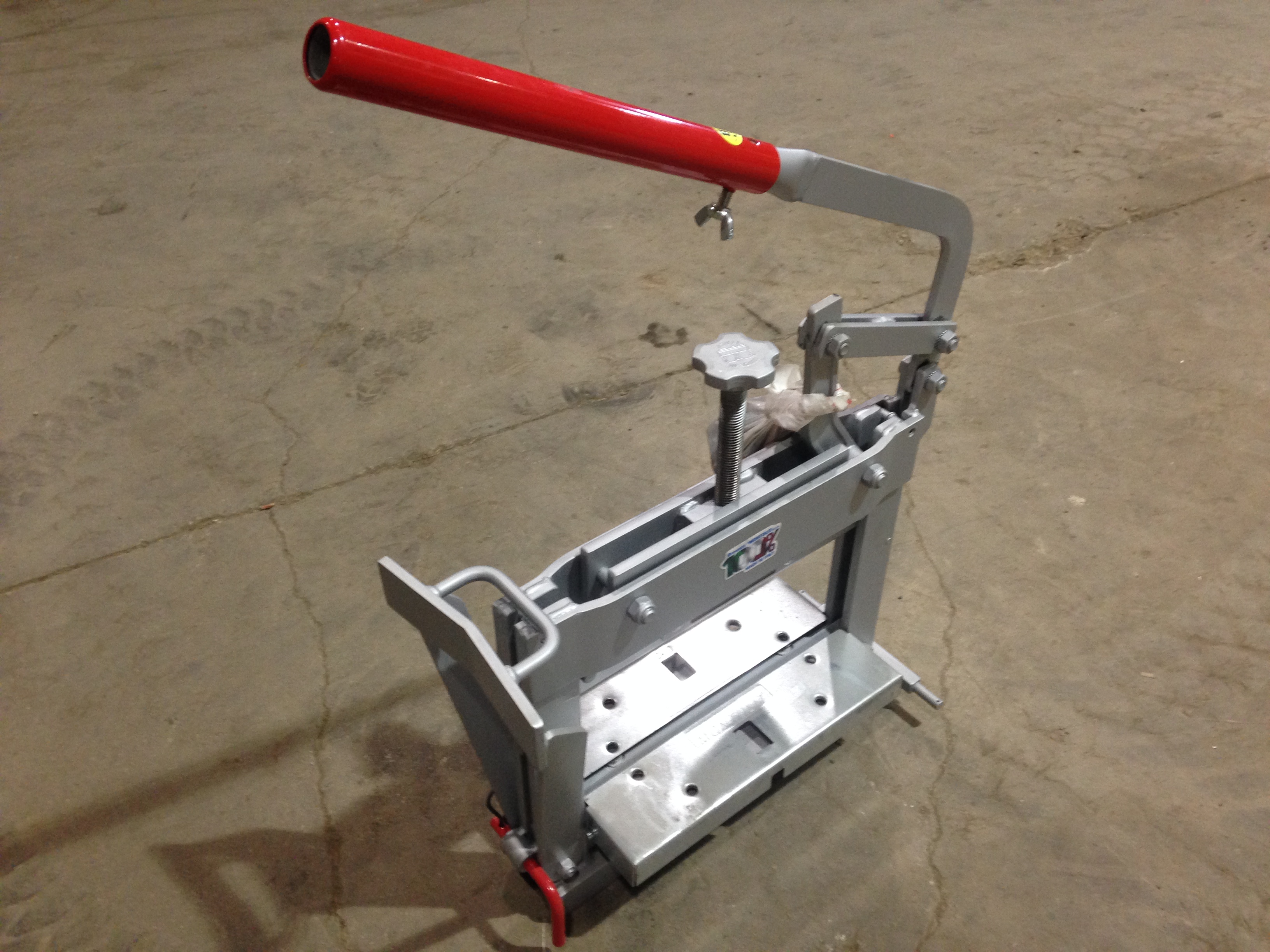 Brick Cutter Manual Riverside Rentals Windsor Essex County