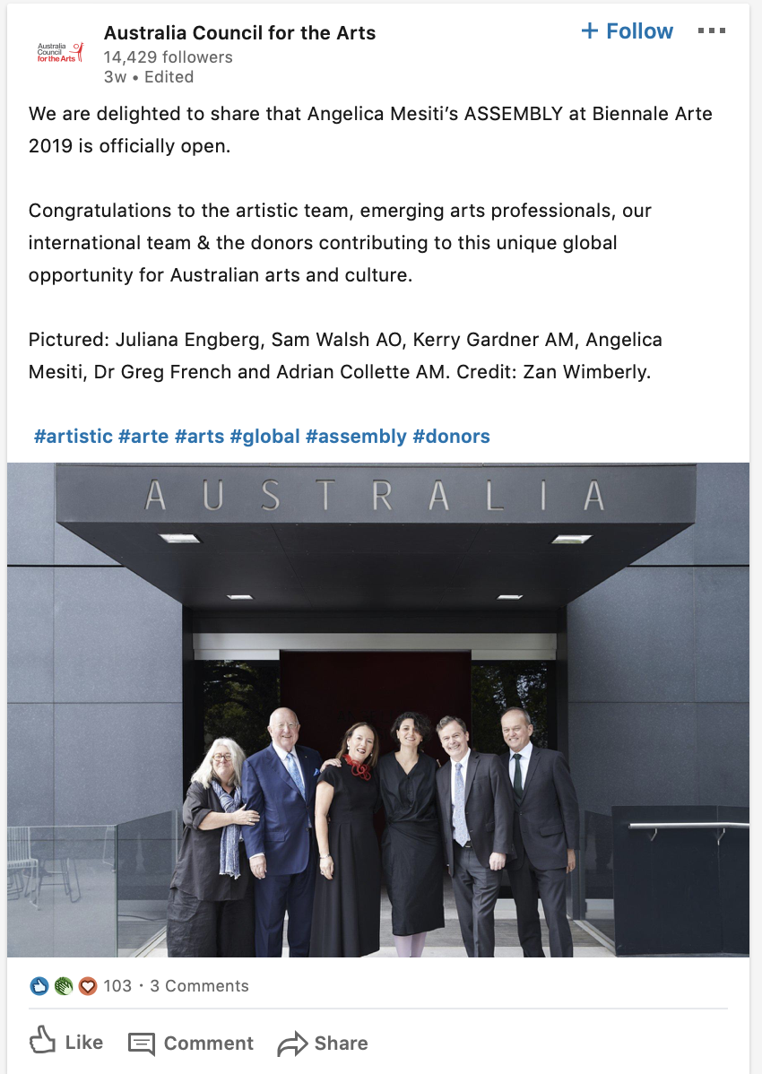 Example of LinkedIn marketing services through content