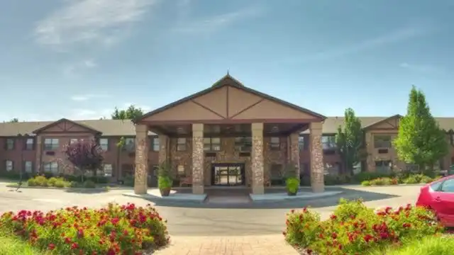 Garden Plaza of Valley View Facility Image