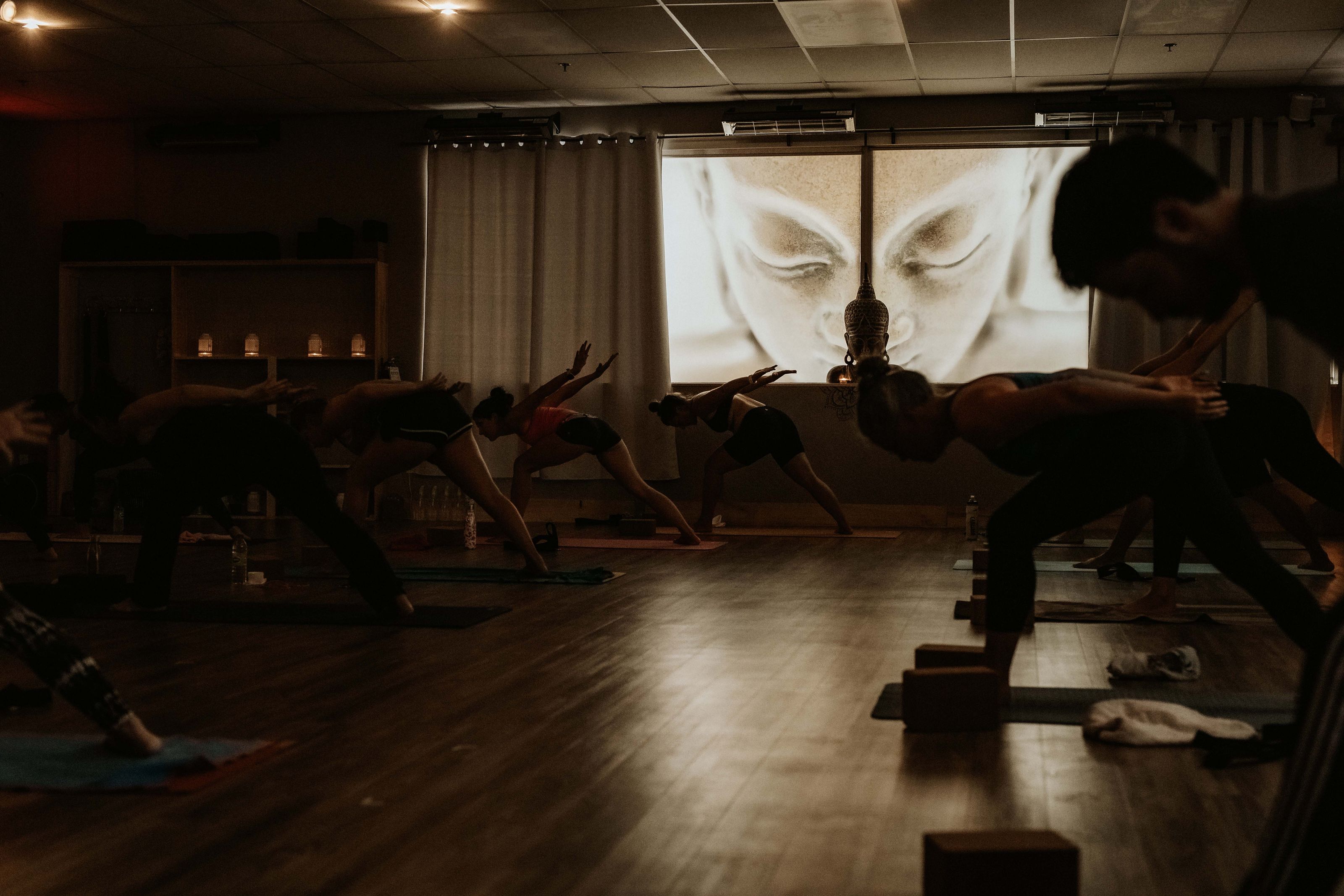 Idolem Hot Yoga BoisFranc