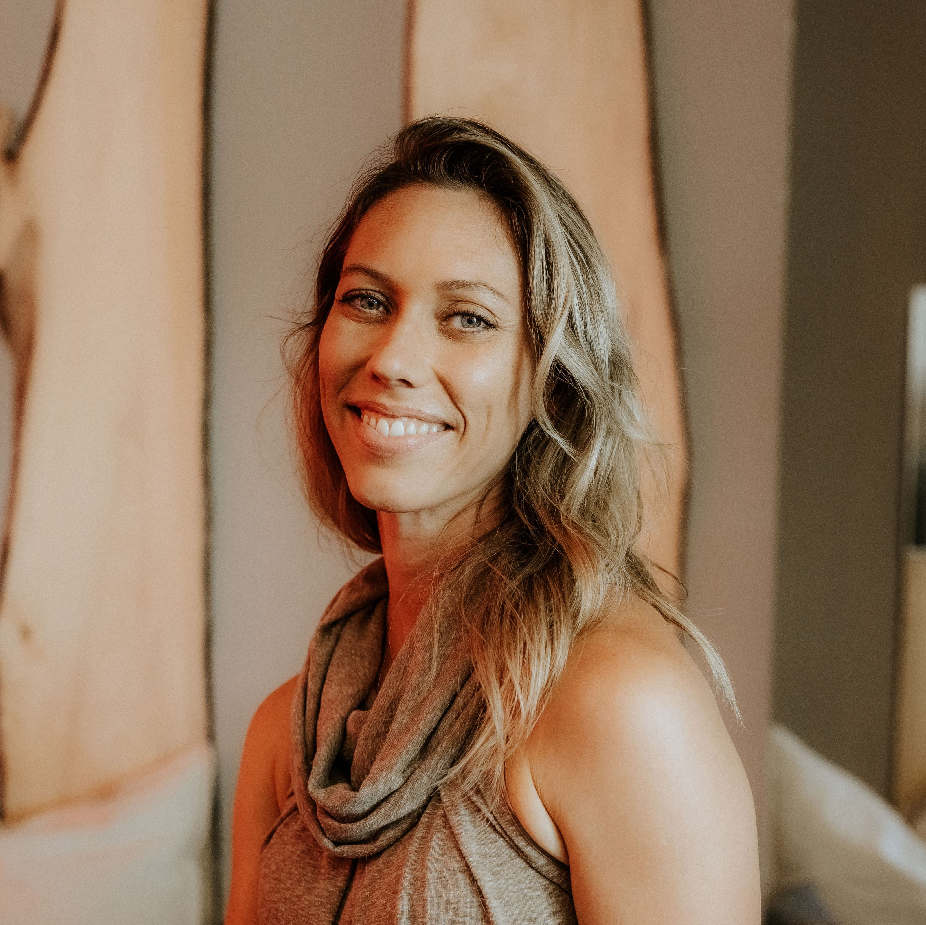 Idolem Hot Yoga chaud Plaza