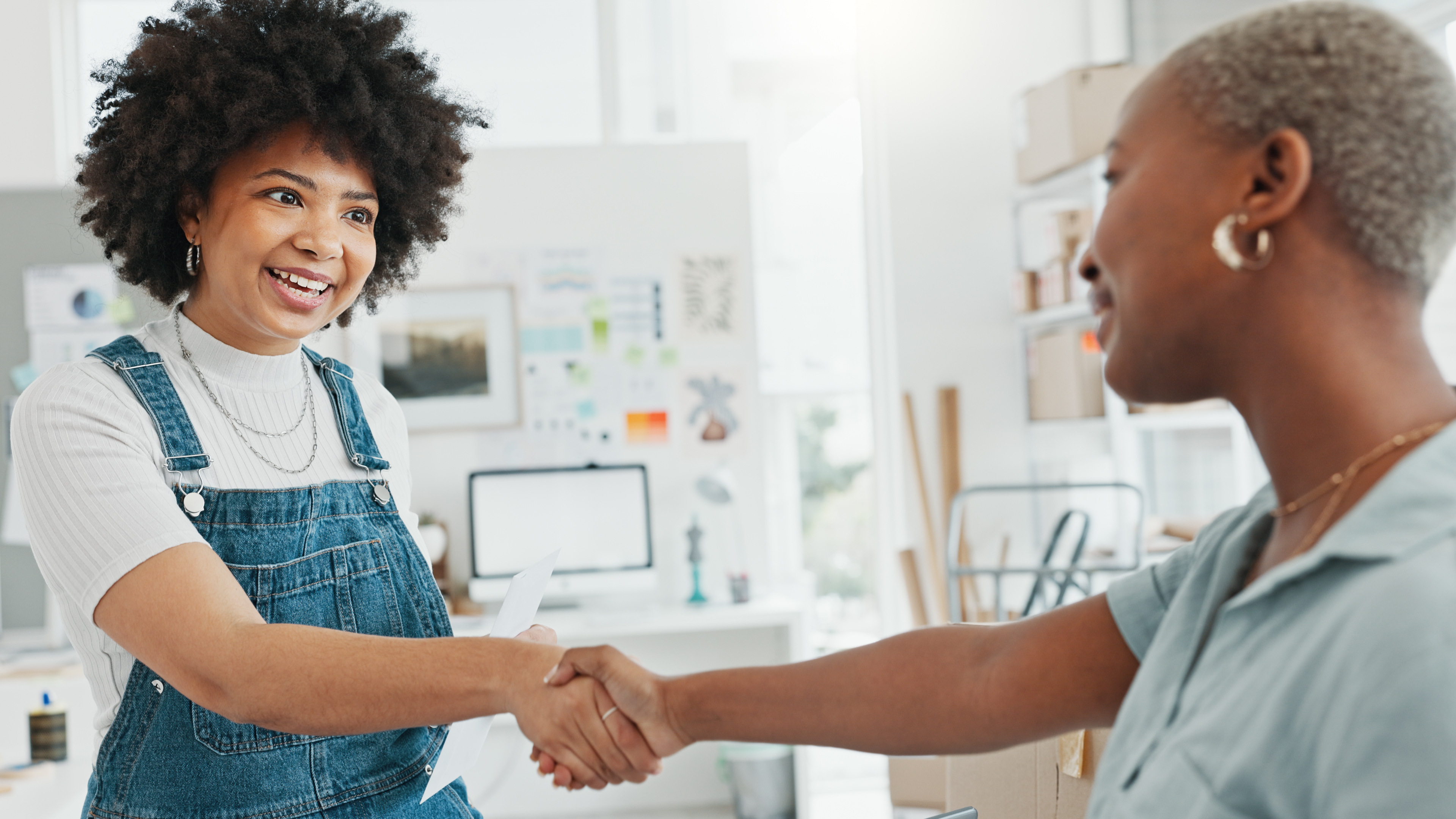 Build Stronger Customer Connections With Advocacy Tools