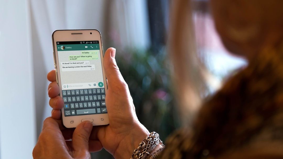 WhatsApp für Senioren? Vor und Nachteile