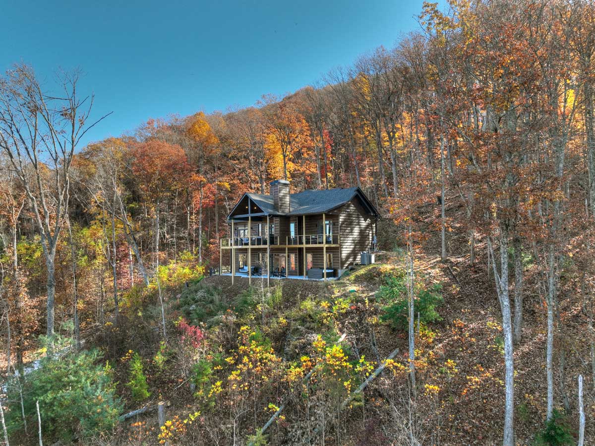 Covered Bridge - Long Range Mtn Views  — photo 49