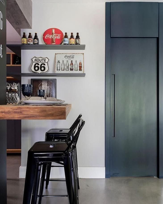 estilo industrial com banqueta tolix 