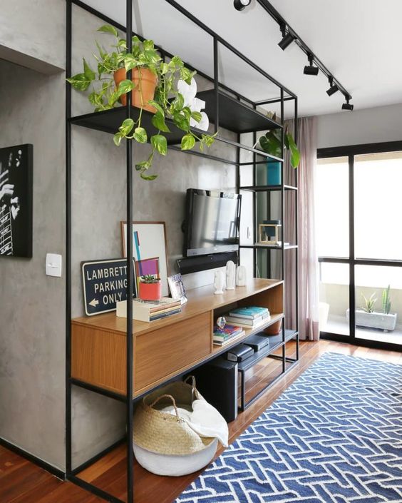 trilho de spots de luz na decoração industrial