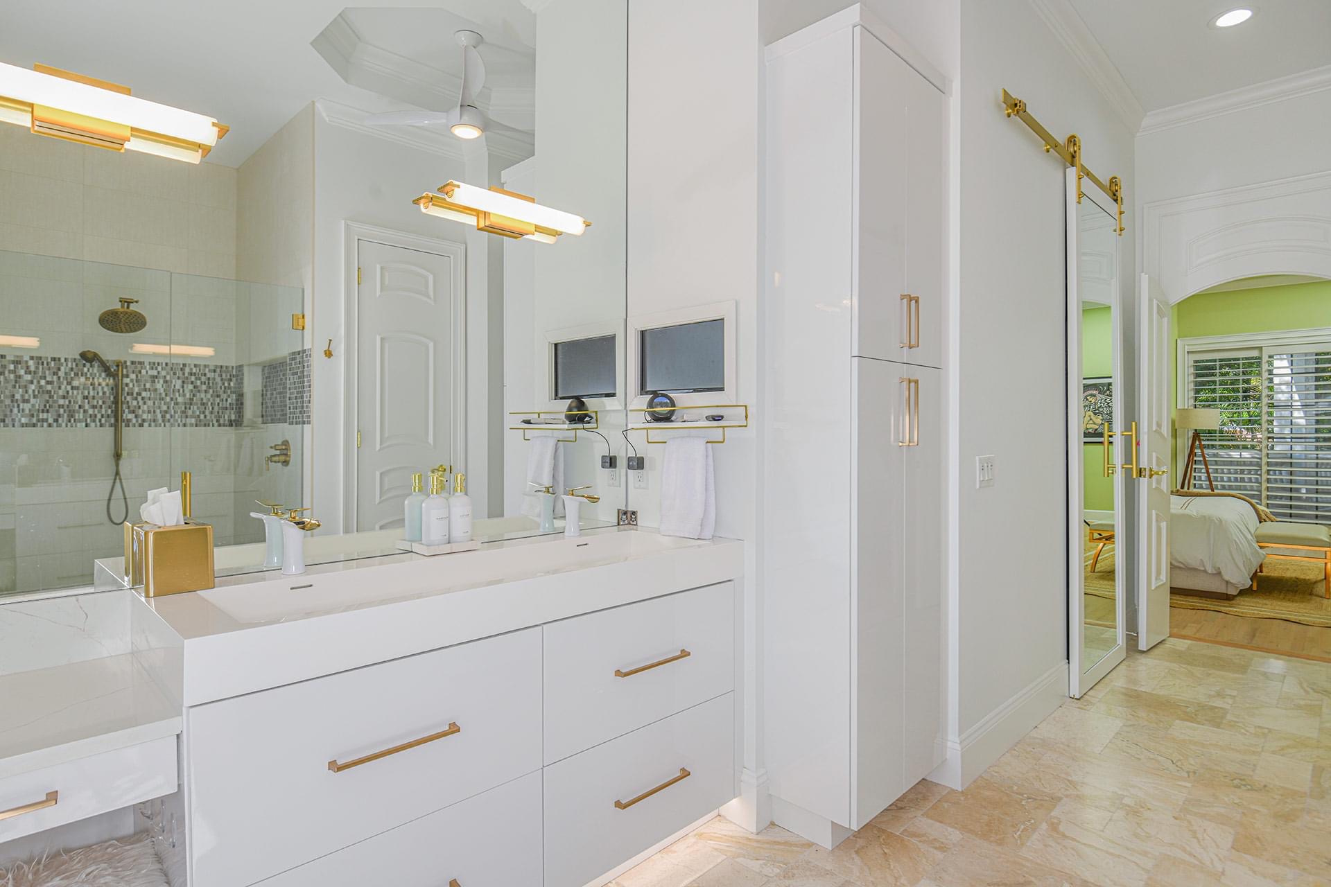 Designing Custom Bathroom Cabinets: Our Guide | C & C Cabinets