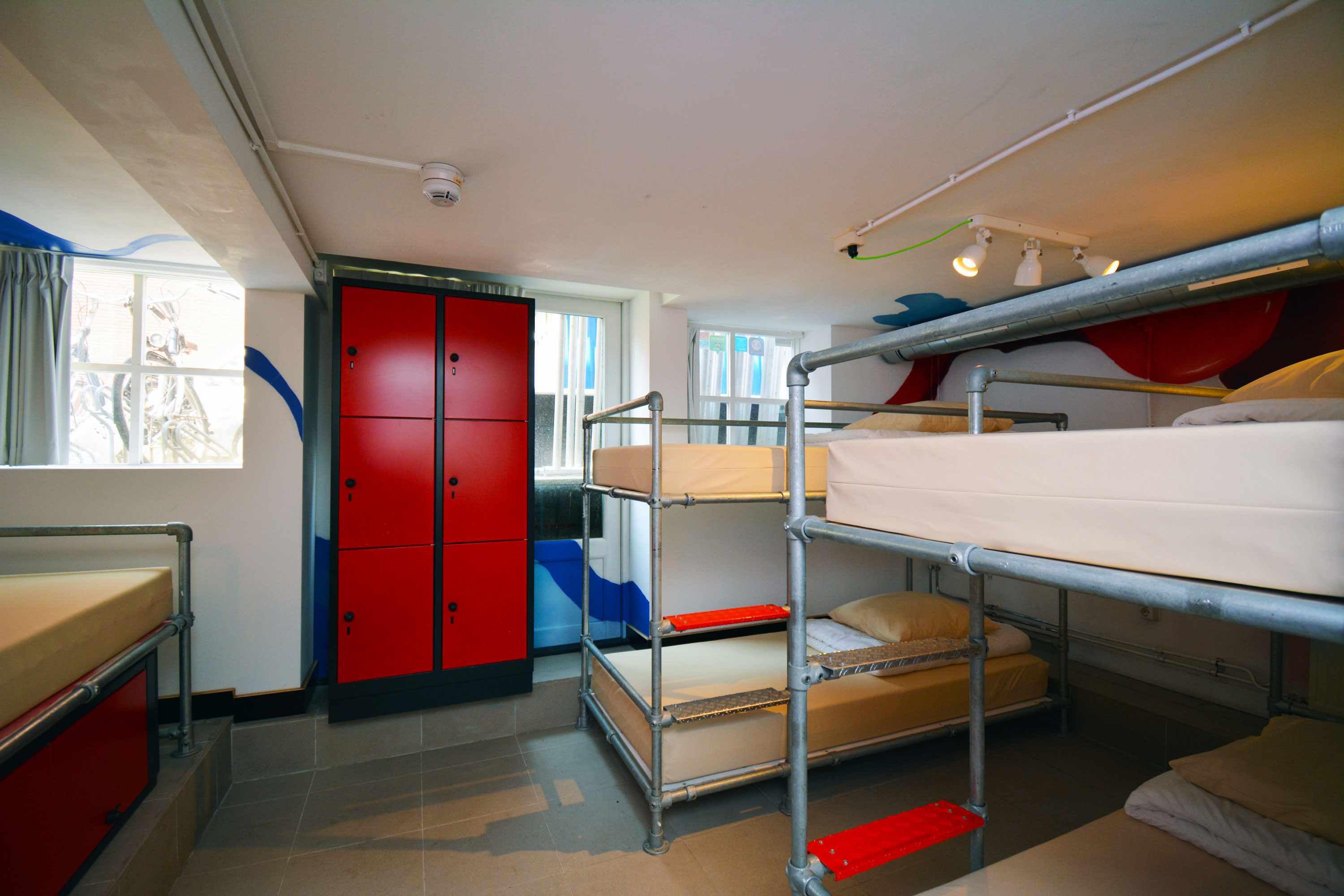 Will & Tate City Stay The Hague - Budget Dorm