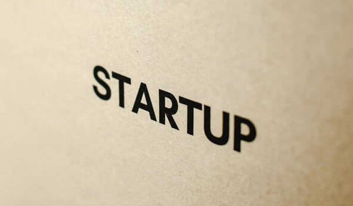 This article explains bootstrapping, detailing its pros and cons and