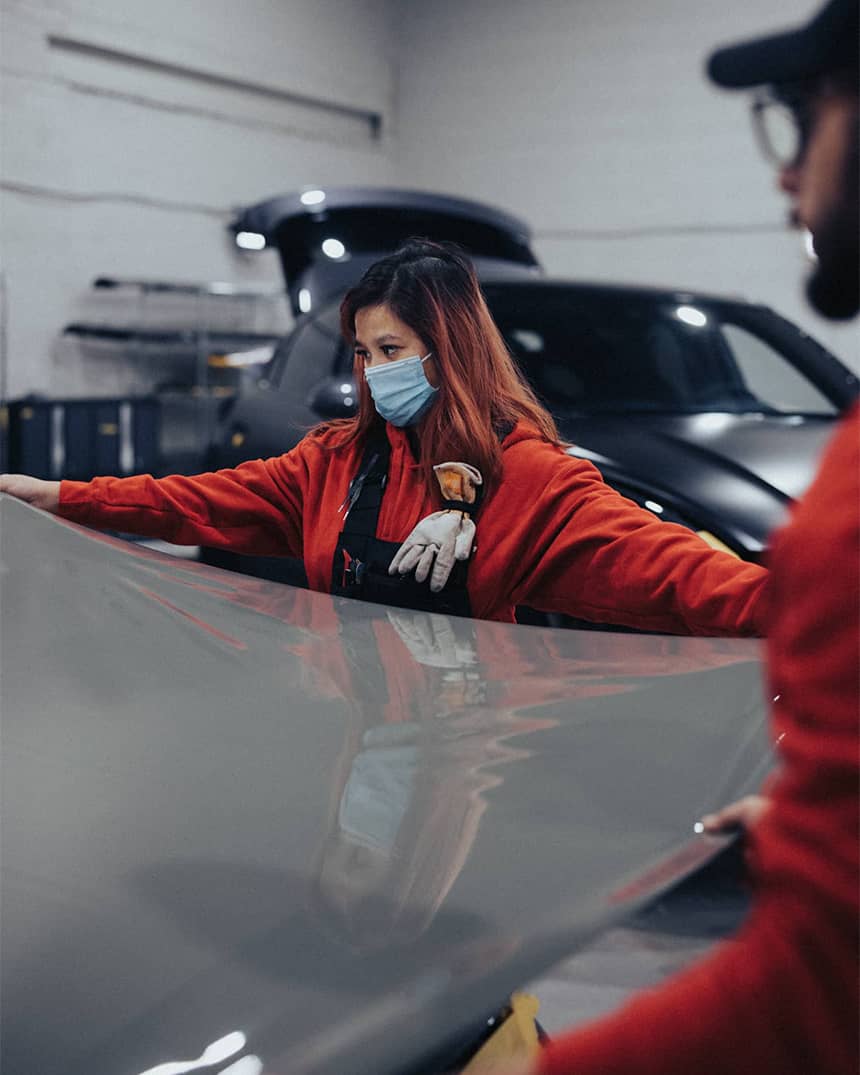 Custom and protective vehicle wraps in Montreal Top Wrap Canada