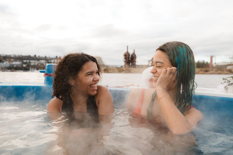 Our Story Lake Union Hot Tub Boats