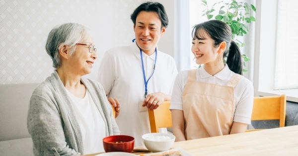 看護師が知っておきたい！最近よく使われる市販の介護・栄養補助食品とは？