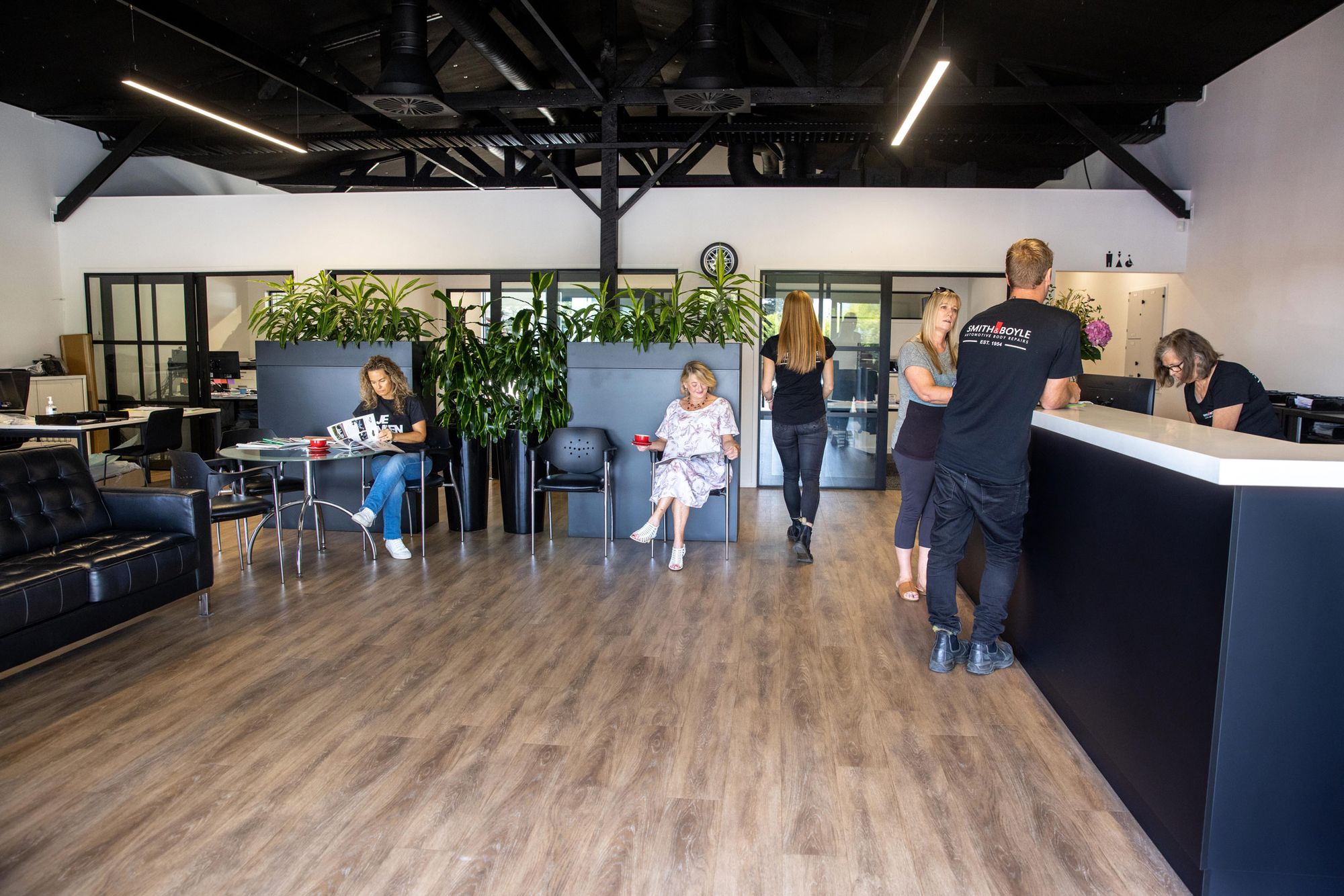 Who are Smith & Boyle Panel Beaters Tauranga