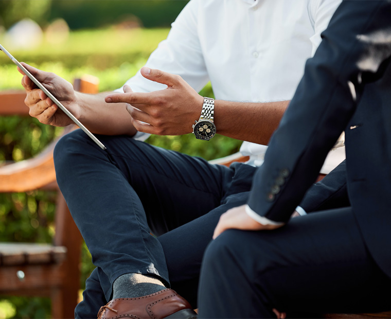 How to Negotiate Salary for a Better Pay – 8 Tips You Need To Know
