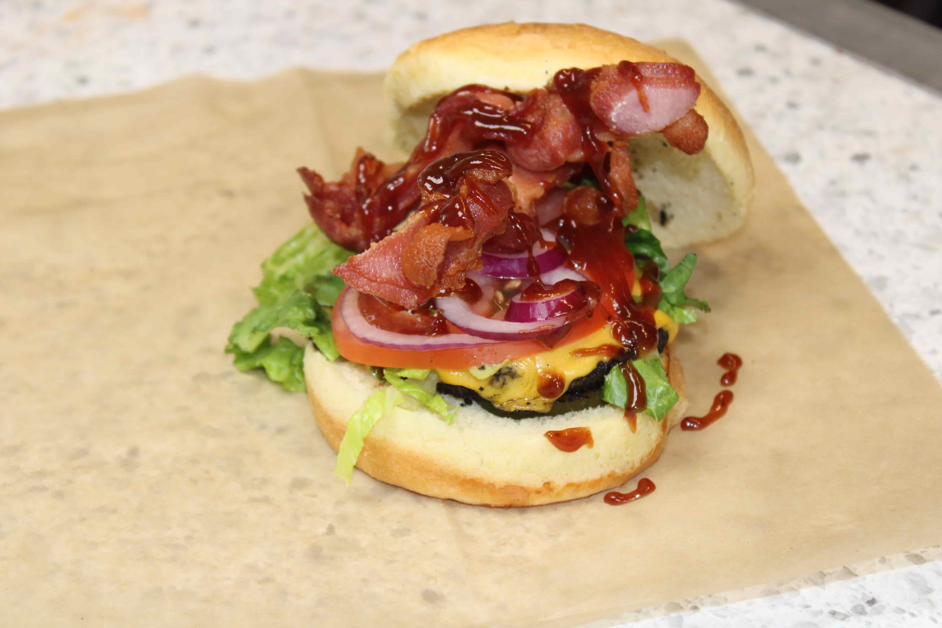 Best Food Truck in Youngstown | Tra's Gourmet Sandwiches