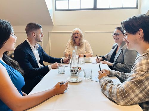 Newnique Solutions Group Business Coaching with Tracey New