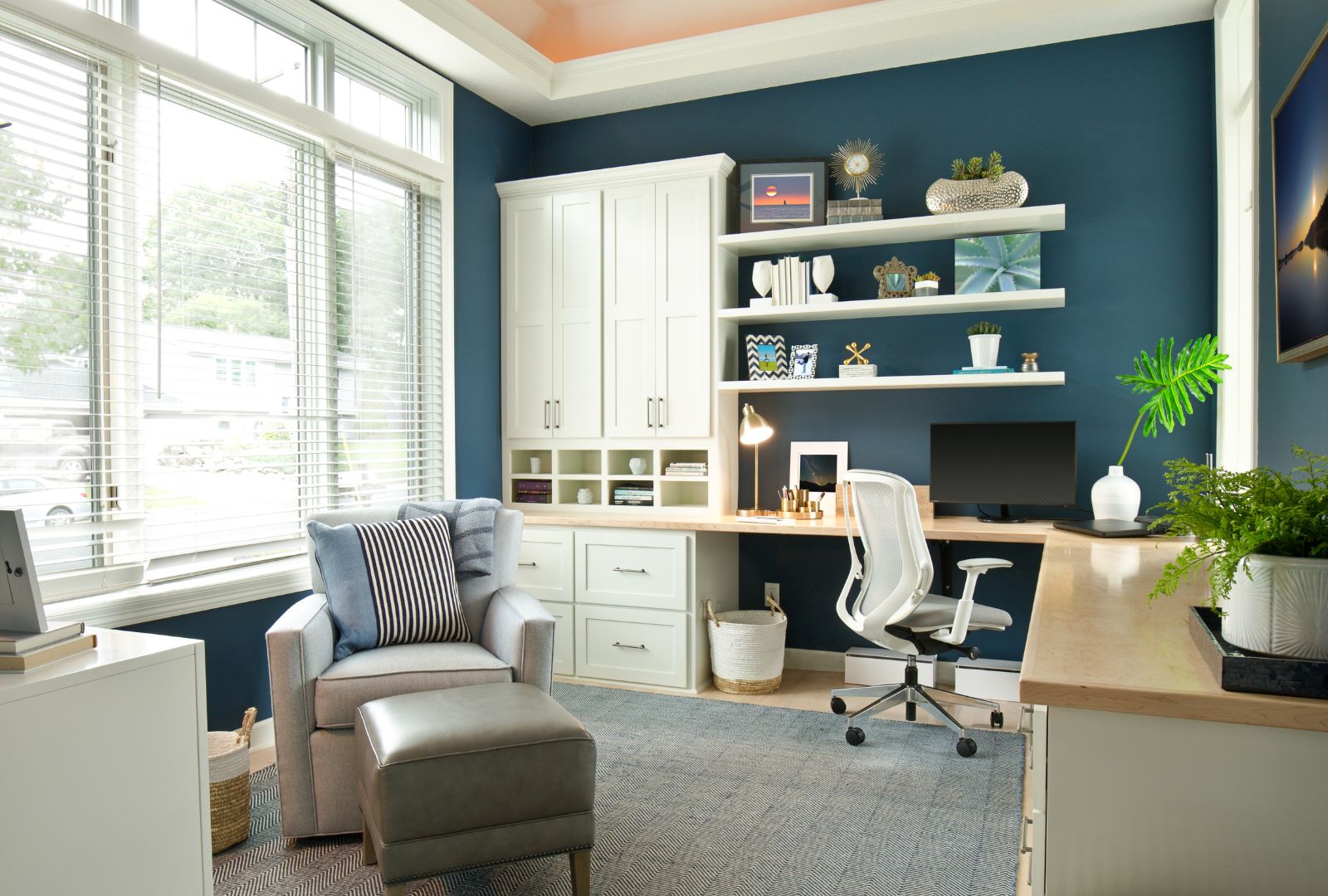 Modern Contemporary Interior Design of Home Office Room