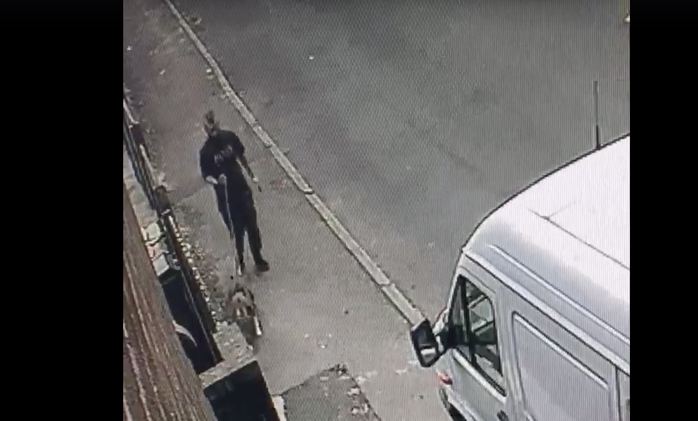 pitbull-frapper-manchester-video-1