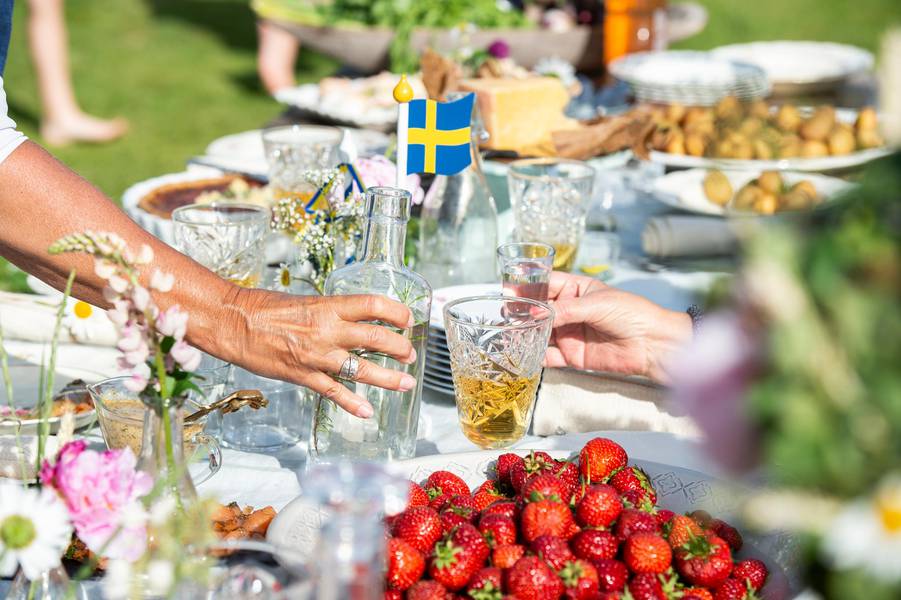 This is a picture of a Midsummer feast