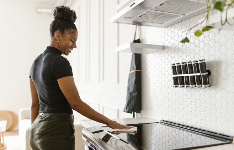 Kitchen Cleaning Tips and Tricks Without Harsh Chemicals That Work!