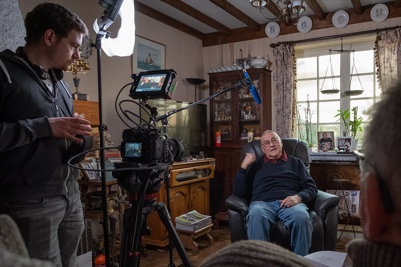 Documentary Filmmaking: A Comprehensive Guide to Telling Real-Life Stories