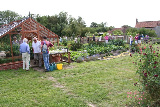 Visitors to the open afternoon on 1st September enjoyed a good look around and we all had lots of nice chats about growing! Thanks to your generous donations I was able to send to Africa, via Send a Cow, some seeds, magic muck (!) and a wheelbarrow, all for £150 - see www.sendacow.org.uk
