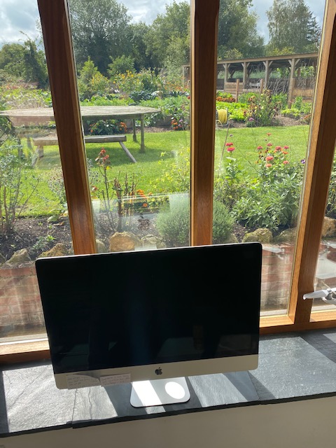 Computer empty, garden full