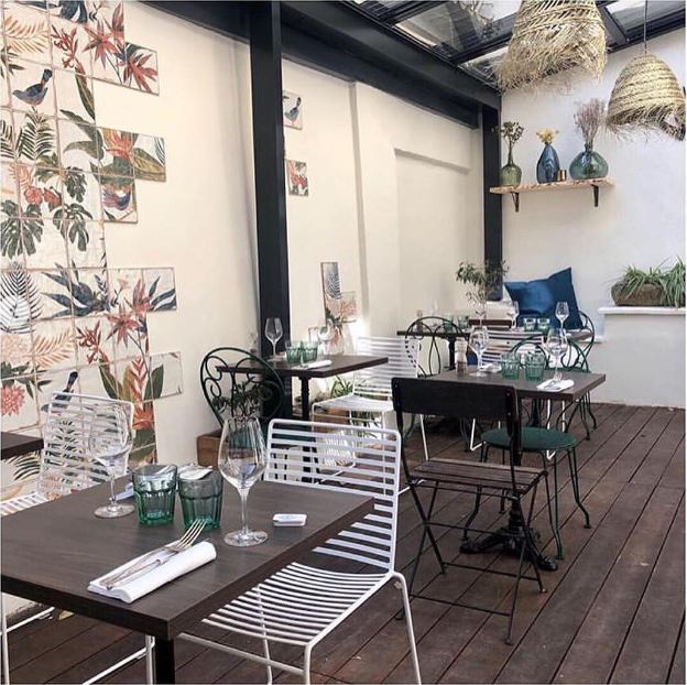 Le Chicoulon: une cave à vin d’appellation marseillaise aux airs de micro-bistrot