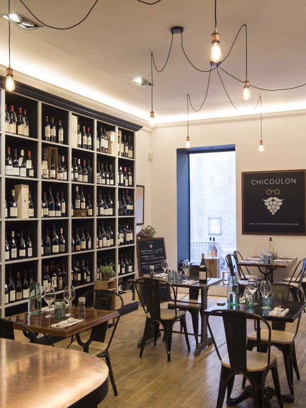 Le Chicoulon: une cave à vin d’appellation marseillaise aux airs de micro-bistrot