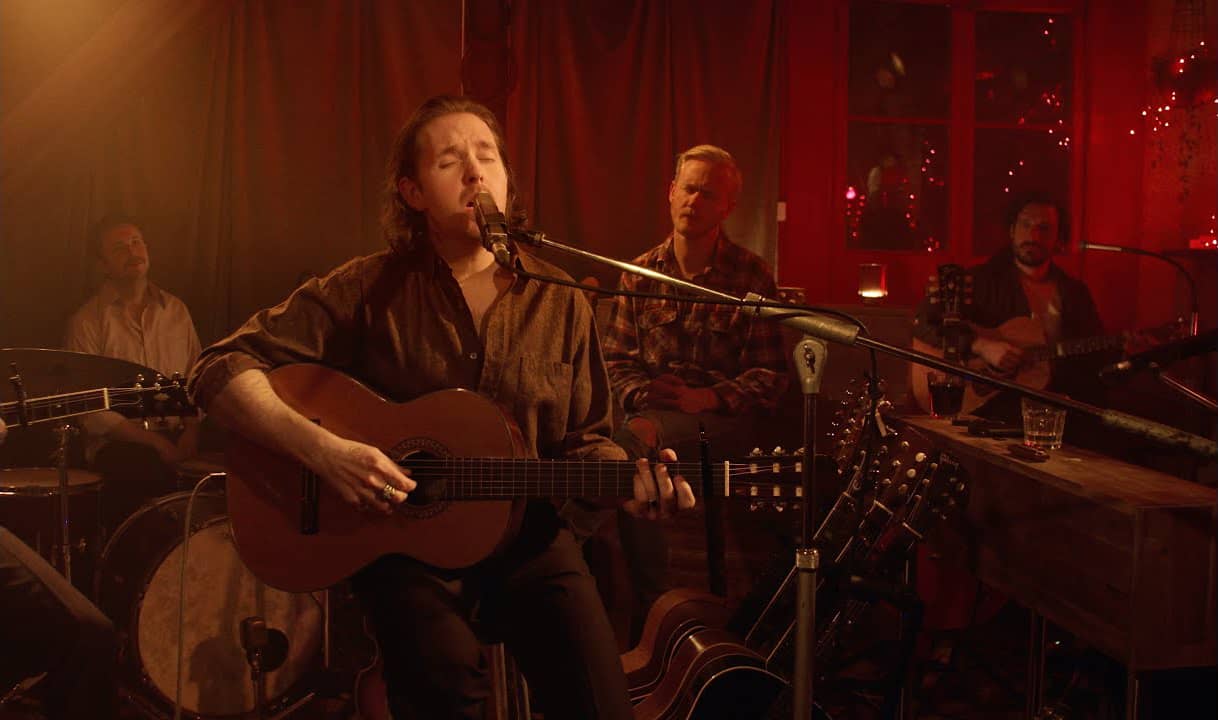 Watch The Paper Kites