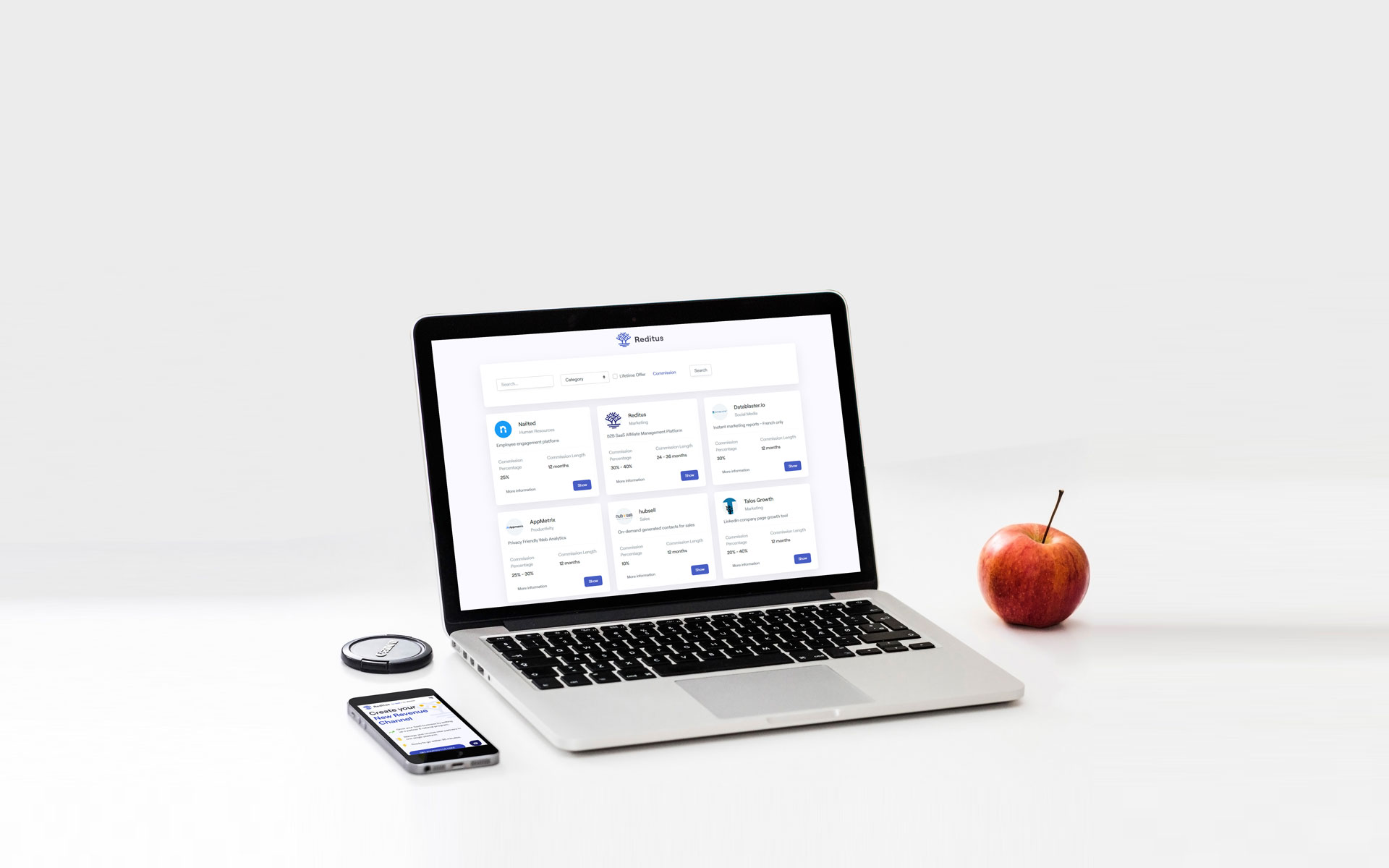 Nic M Rayce Data Engineer, UX Designer, Growth Hacker