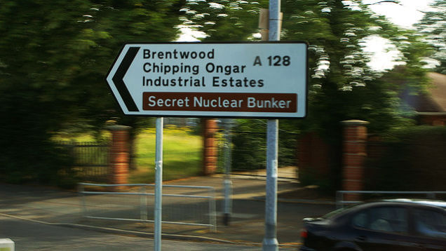 Unusual Road Signs from Around the World That Will Leave You Puzzled