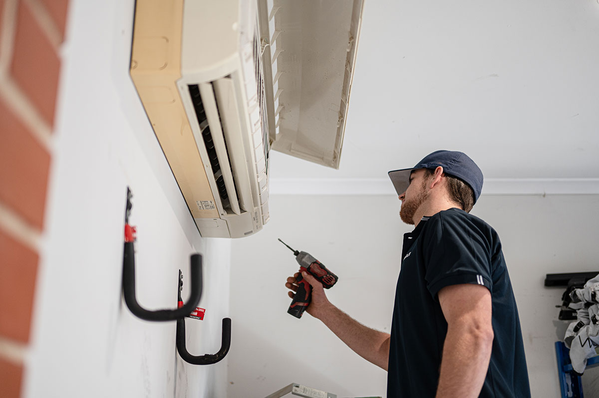Air unique air conditioning specialists