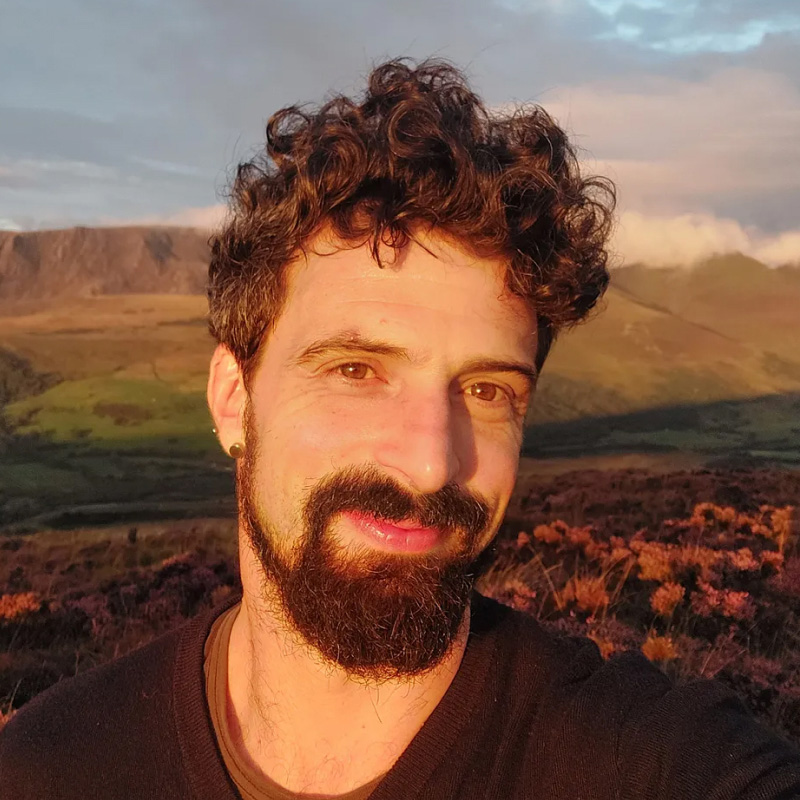 Brett Scott