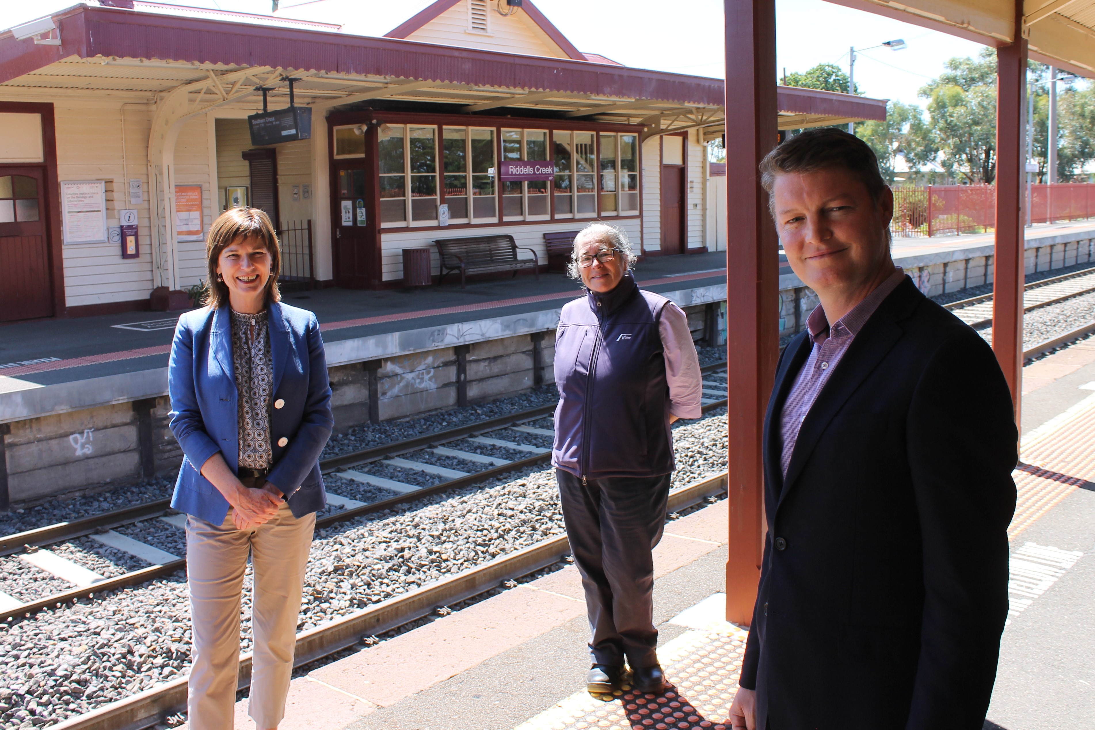 New car parking on the way for bendigo line passengers MaryAnne Thomas