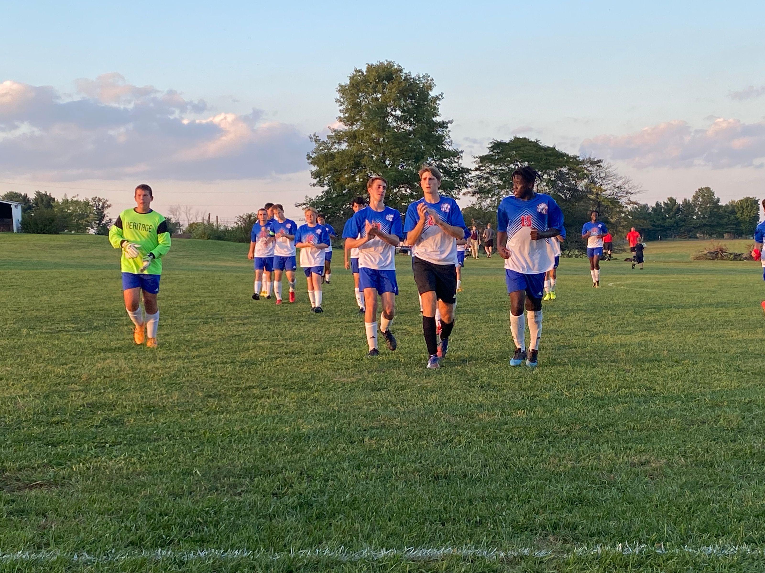 huaraches academy sports