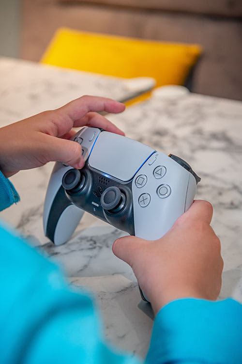 Sony PS5 i PS4