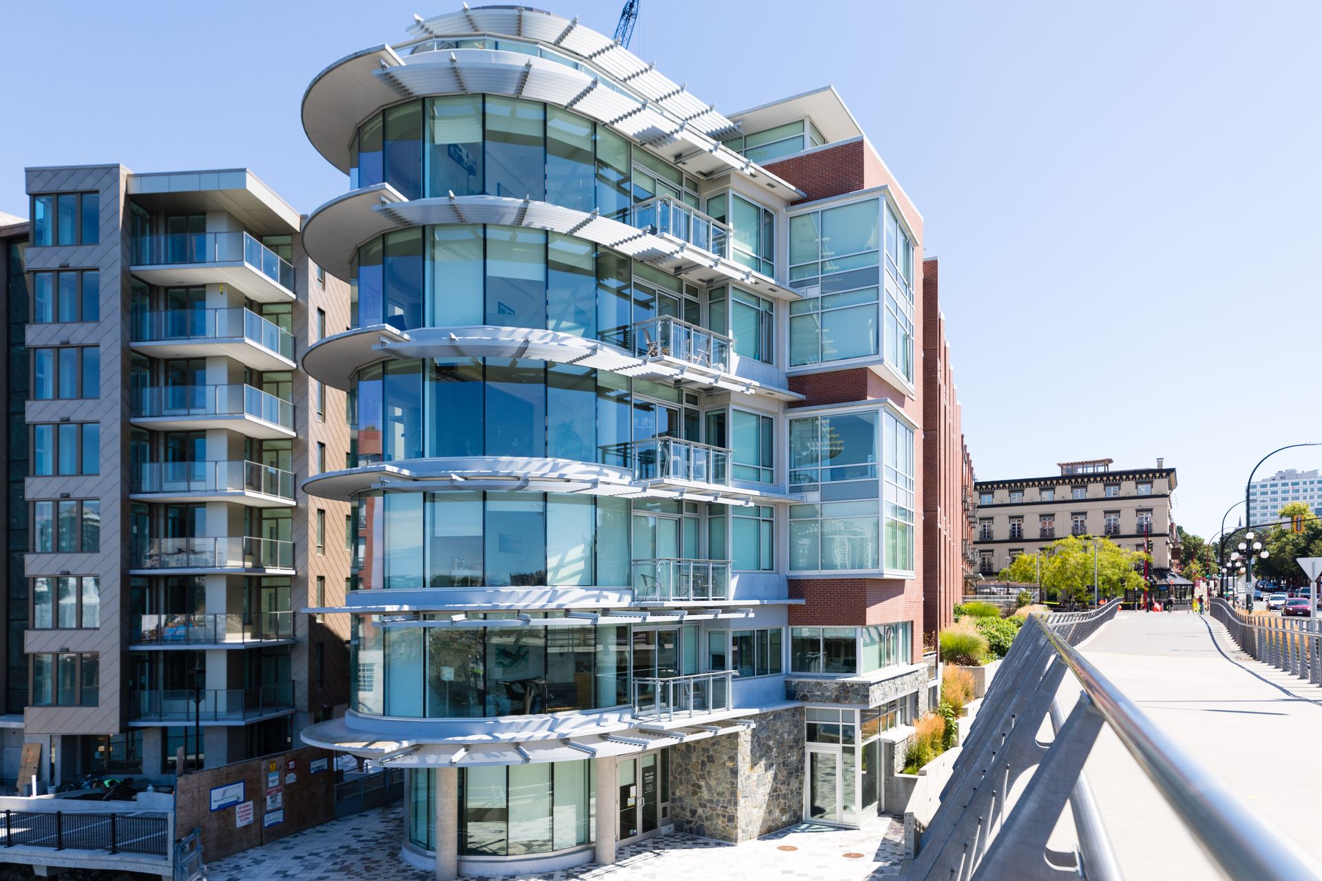 Janion condo building, 1610 Store St