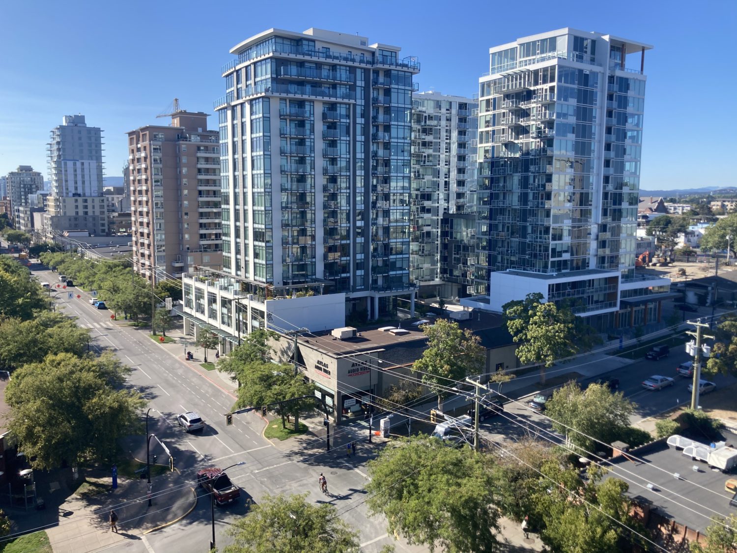 Legato condo building, 960 Yates St